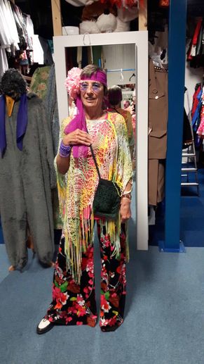 regionaal kleding (15)