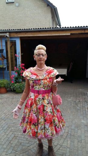 regionaal kleding (30)