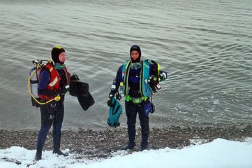 New Year's dive in a wetsuit...