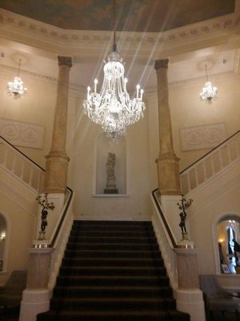 Hotel Angel lobby