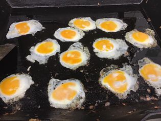 W6 äggstekning till pytt