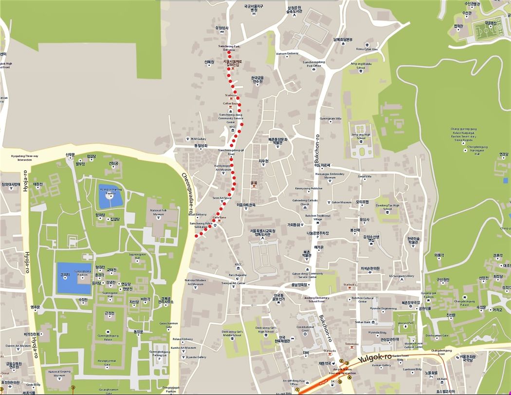 Bukchon Hanok Village & Samcheong-dong and Samcheong-ro Street (red dots).