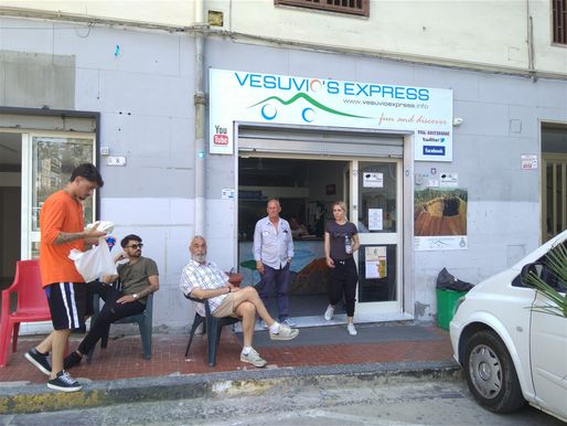 The 'Vesuvio Express' private travel office arranges to take you up to the Vesuvius summit for 10 euros (return ticket).