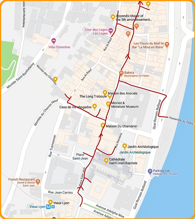 Saint-Jean quarter walk.