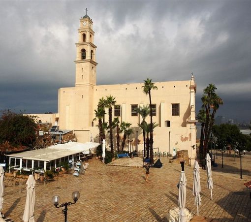 St. Peter's Church seen from Kdumim Square.
