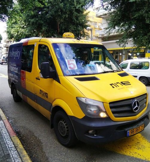 A sherut that follows the No5 bus route. No5 is one of the very basic and useful bus lines, which connects the two bus station of Tel Aviv.