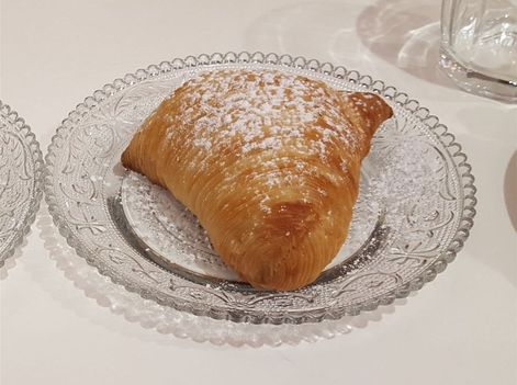 Sfogliatella riccia.