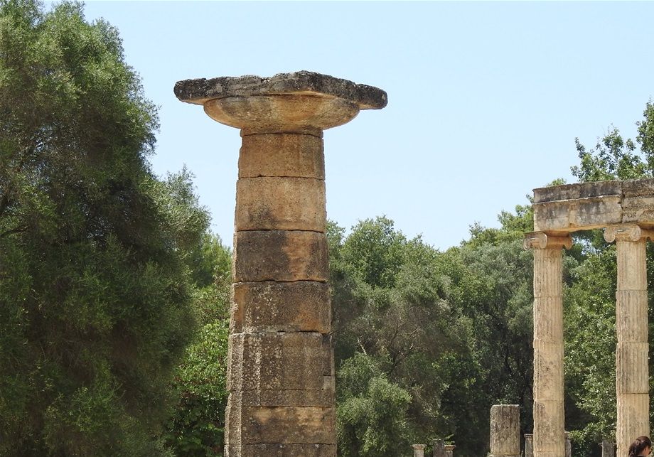 Philippeion seen from Heraion.