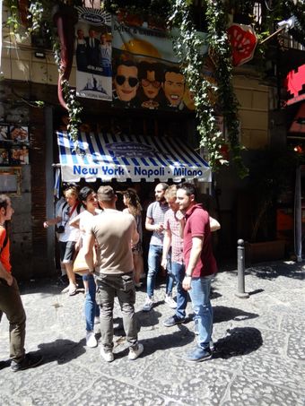 Number 32 on Via dei Tribunali is home to 'La Pizzeria Sorbillo'.