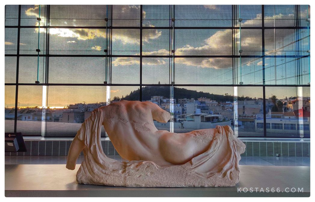 The Parthenon room (all glass room of the size of the Temple). Sculpture of the West pediment.