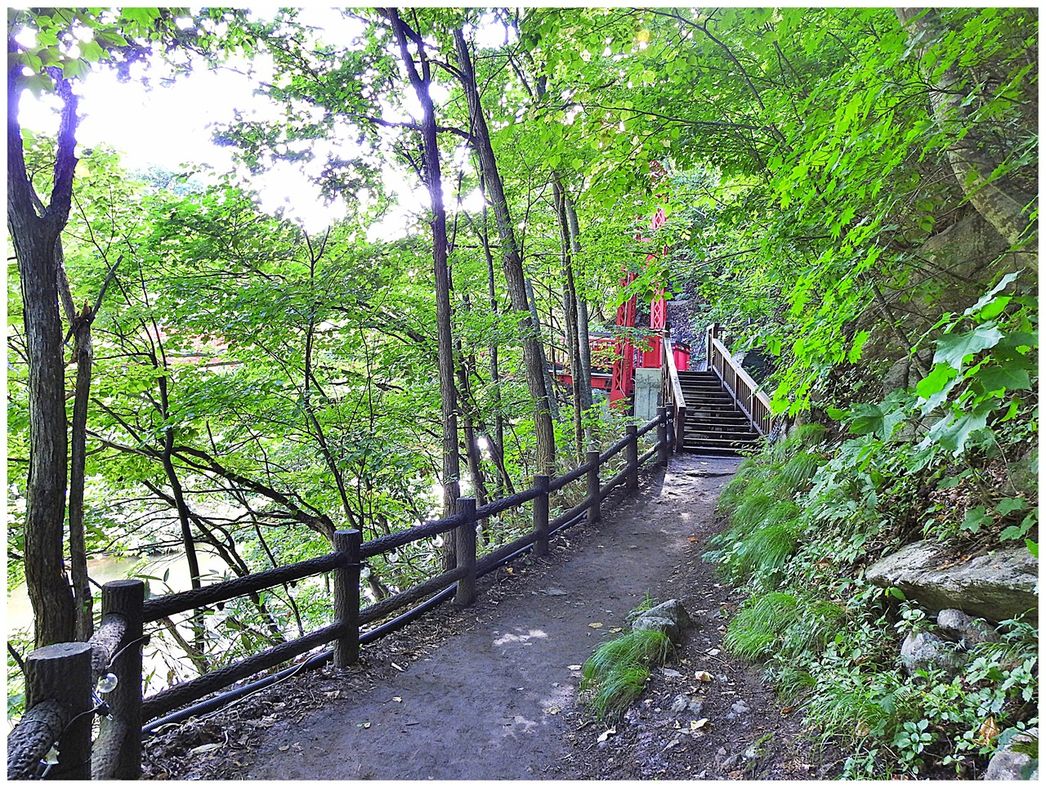 Futami Jozan Trail.