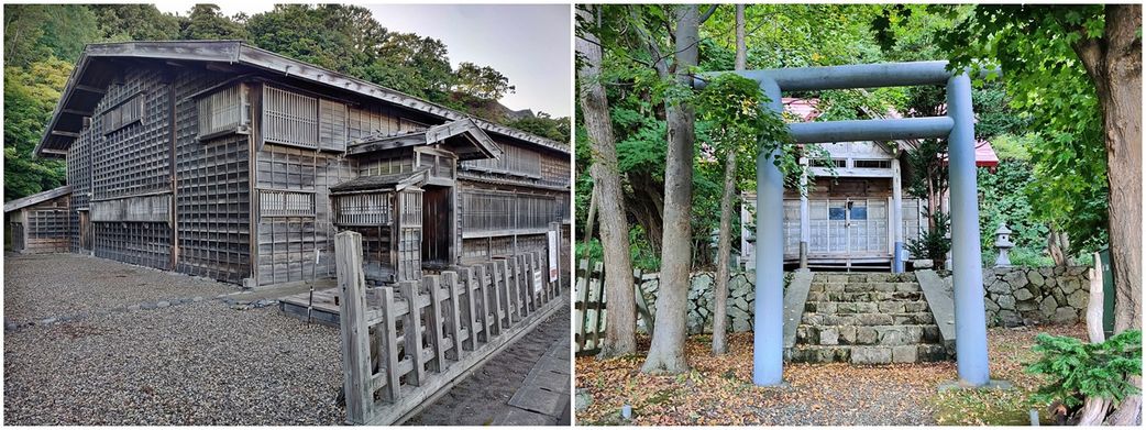 Shimoyoichi Unjouya and its little shrine at the backyard.