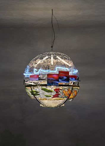 LAMBRIDIS_Elemental Chandelier_03