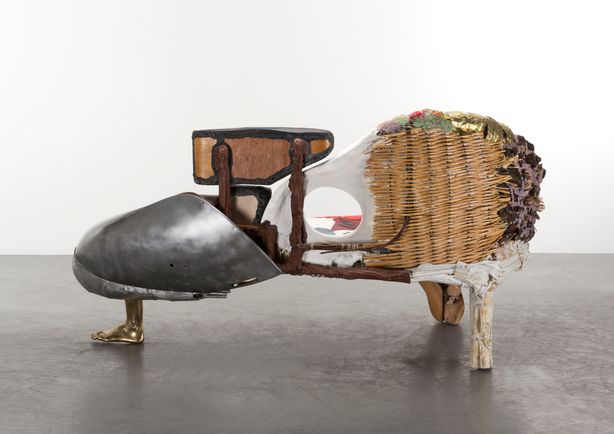 LAMBRIDIS_Elemental Daybed_02 landscape