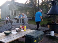 Ilta on vielä nuori