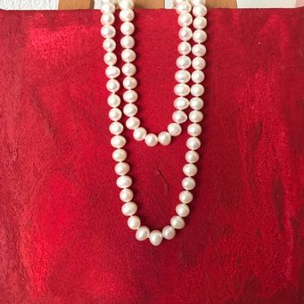 Perlenkette, CHF 190.00