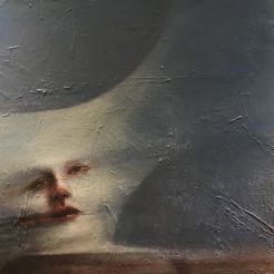 Mette Kærgaard Kølbæk Maleri Ansigt i hvide skyer, 60x60cm
