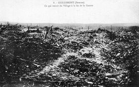 le calcaire de ses maisons avait été pilé.