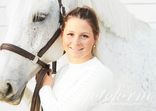 FBNicole_7117