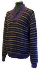 Dess 52023 - herresweater med retstriber