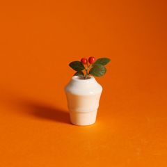 Lana_RUELLAN_vase_a_fleurs_des_champs_et_bouquets_denfants_lanaruellan