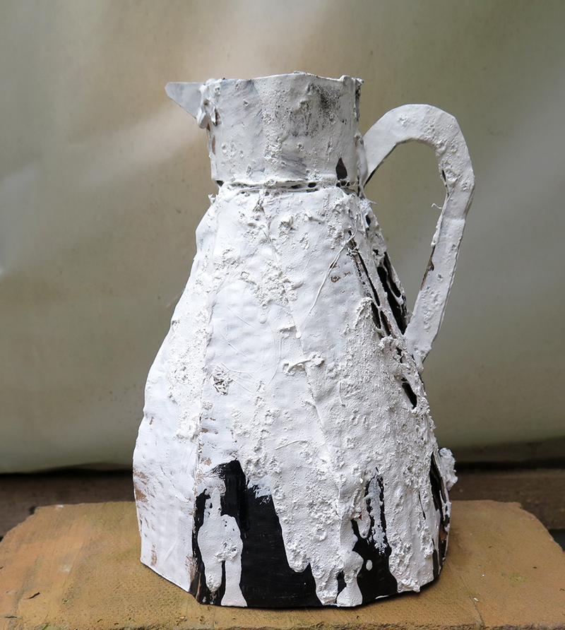 Italiensk-mixed-media ca 40 cm hög