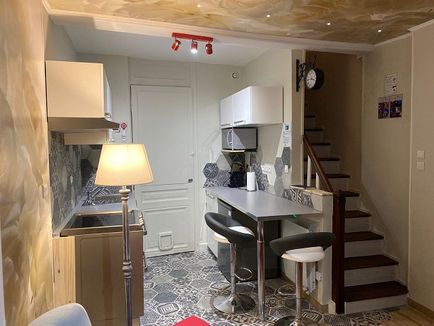 Pièce de vie avec spa (15)