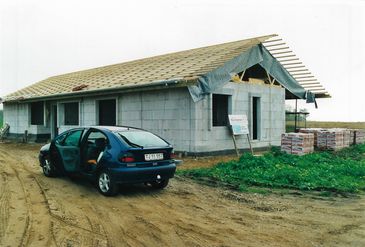Indkørsel. Ca. september 2000.