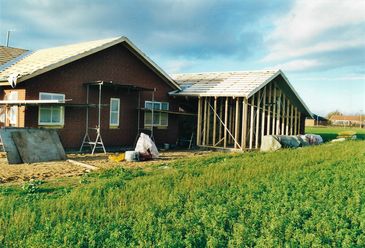 Værkstedet tager form. Ca. november 2000.