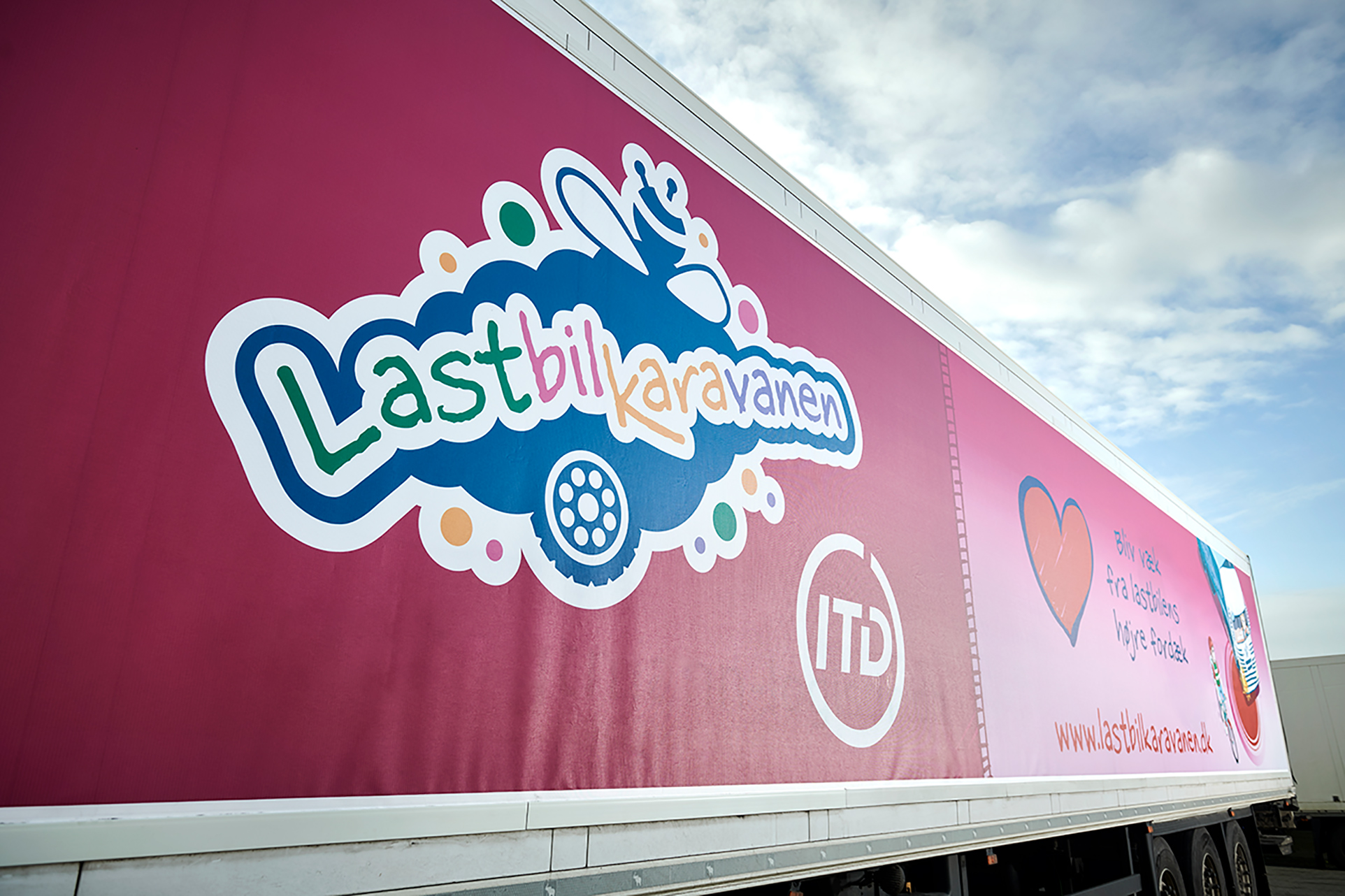 Pink-lastbiler_LK_2