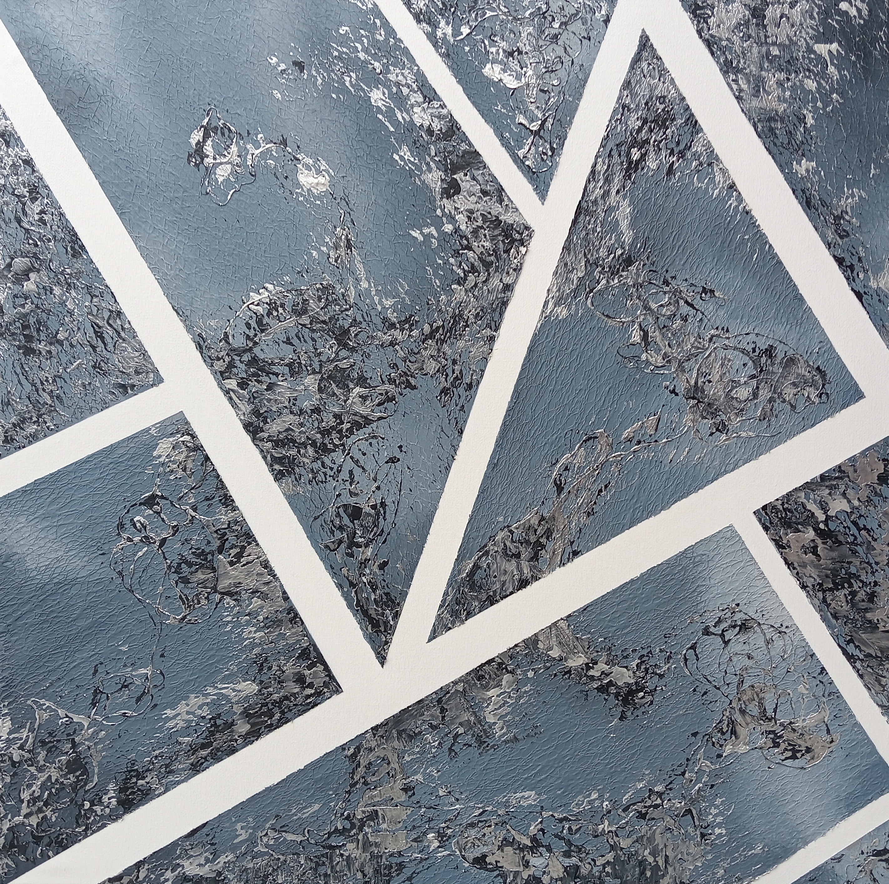 Blue gray fragments 3