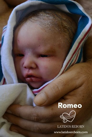 01 ROMEO logo
