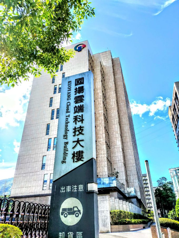 2022年11月遷入汐止南興路55號9樓租賃教堂