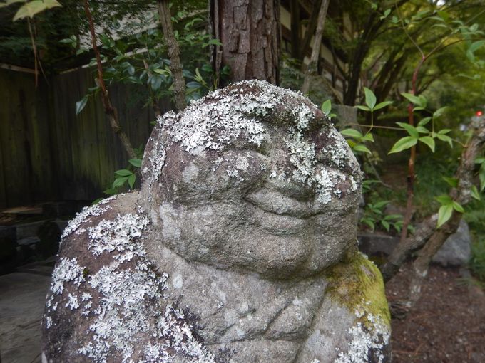 Rakan Statue