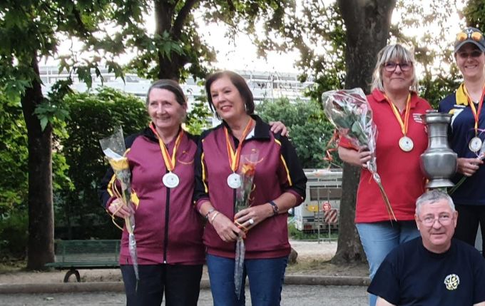 28 mai 2022 - Coupe Genevoise doublette dames

1. GENEVE MITIGE
2. LA GENEVOISE
3. ONESIENNE
3. LE CAMP