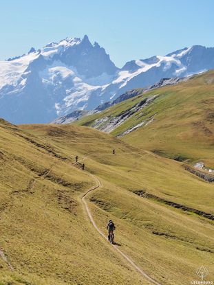 Plateau Emparis by bike