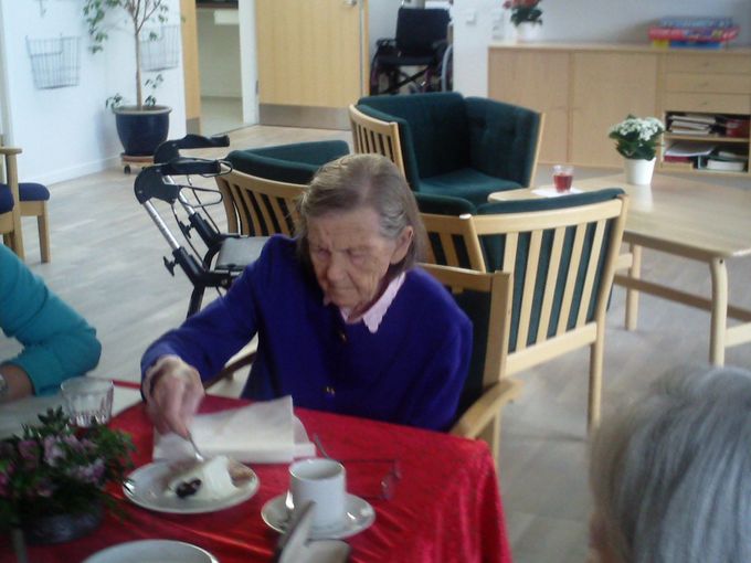 Mors 90 års fødselsdag den 13. oktober 2011 på grøndalsvej i Haslev.