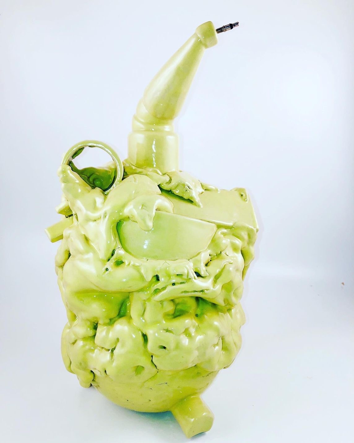 "Captured Matter" "3, 2021, stentøj, 44x24x31 cm.