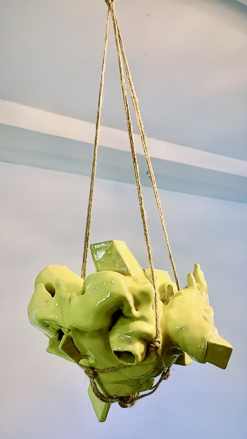 "Extended Gravity" #10, stentøj og snor, 100x21x20 cm.