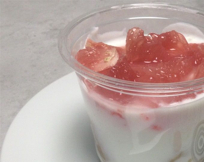 Fromage blanc façon tiramisu au pamplemousse