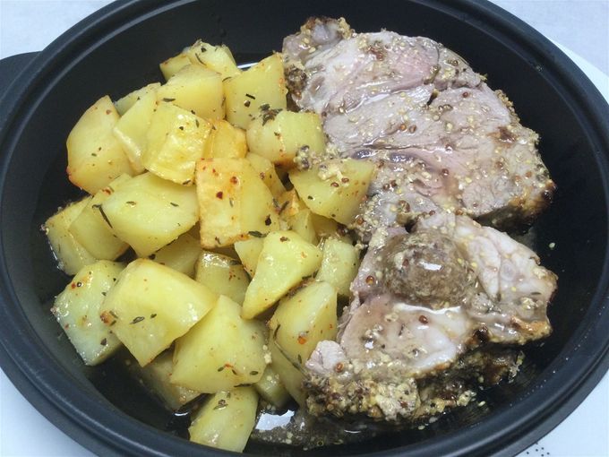 Rôti de veau sauce à la moutarde à l’ancienne & pomme de terre rôti