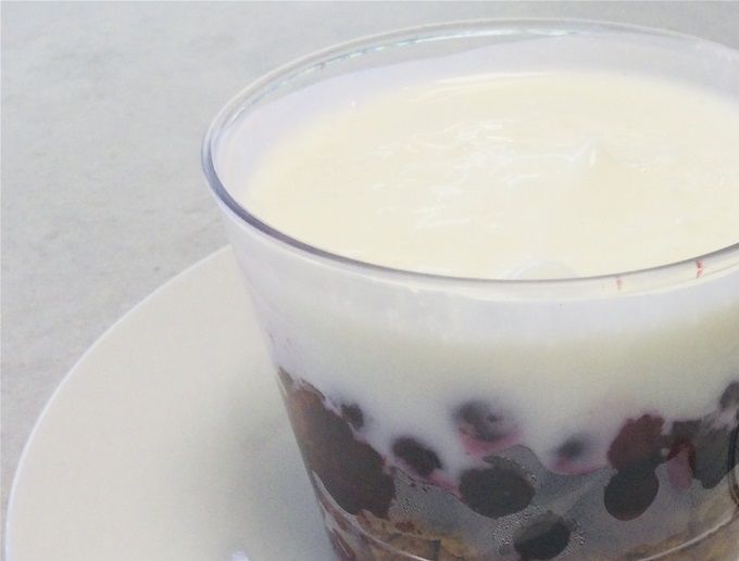 Fromage blanc façon tiramisu au fruits rouges et spéculos