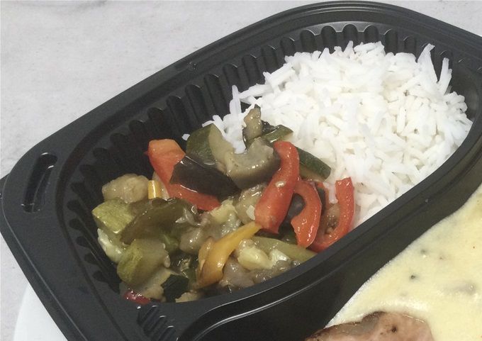 Cote de veau sauce gorgonzola & légumes confits, riz