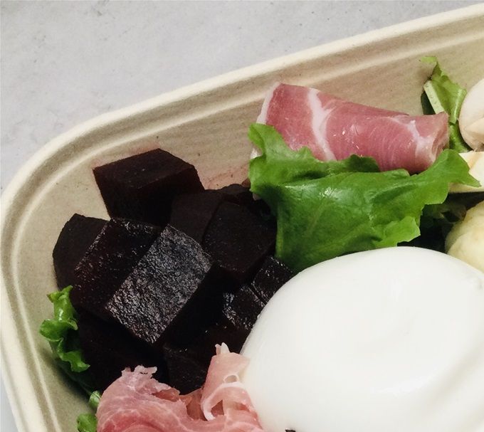 Maxi salade gourmande à la burrata à la truffe