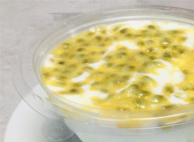 Fromage blanc façon tiramisu au fruit de la passion