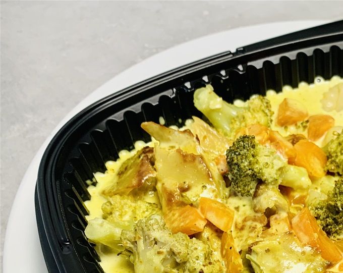 Curry de légumes, émincé végétale et ses gnocchis