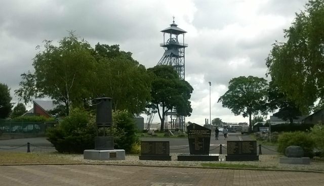Mémorial en hommage aux victimes du 27 décembre 1974