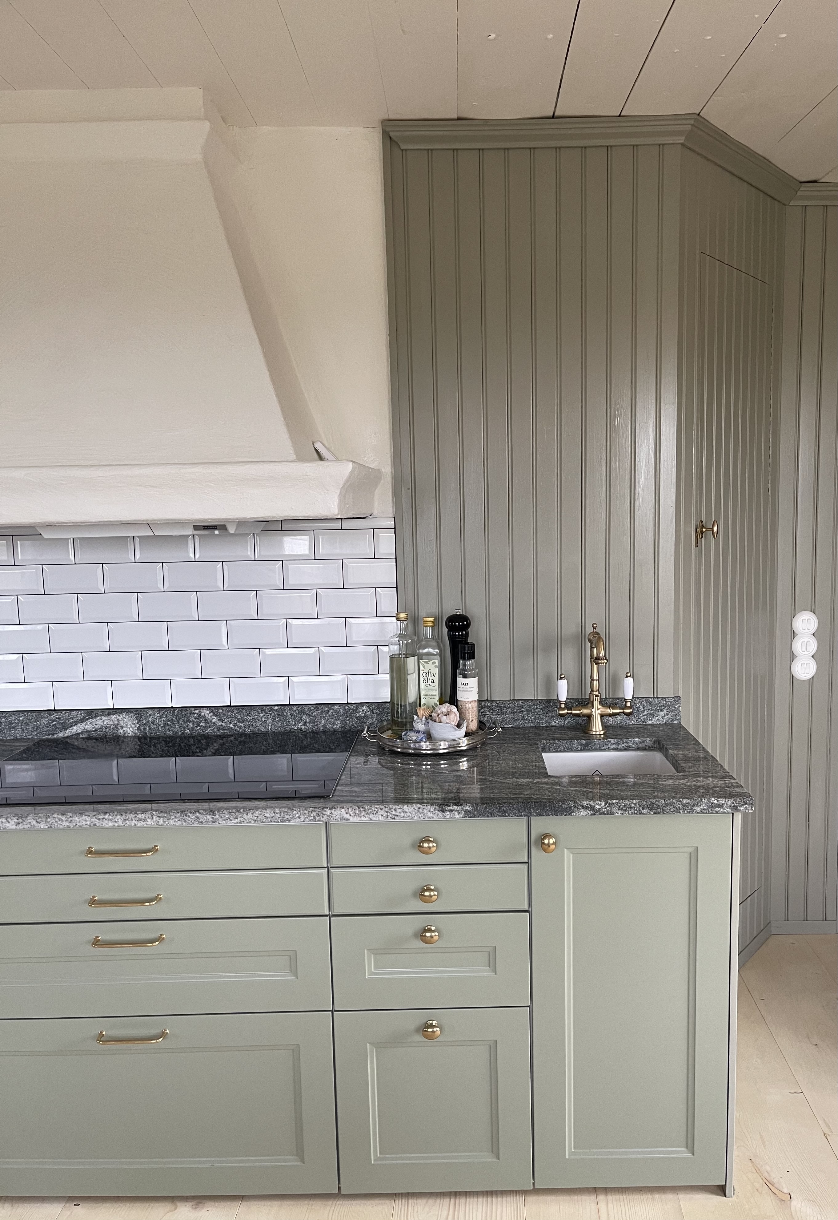 Snickare av Lindell Bygg & Entreprenad AB – projekt 3