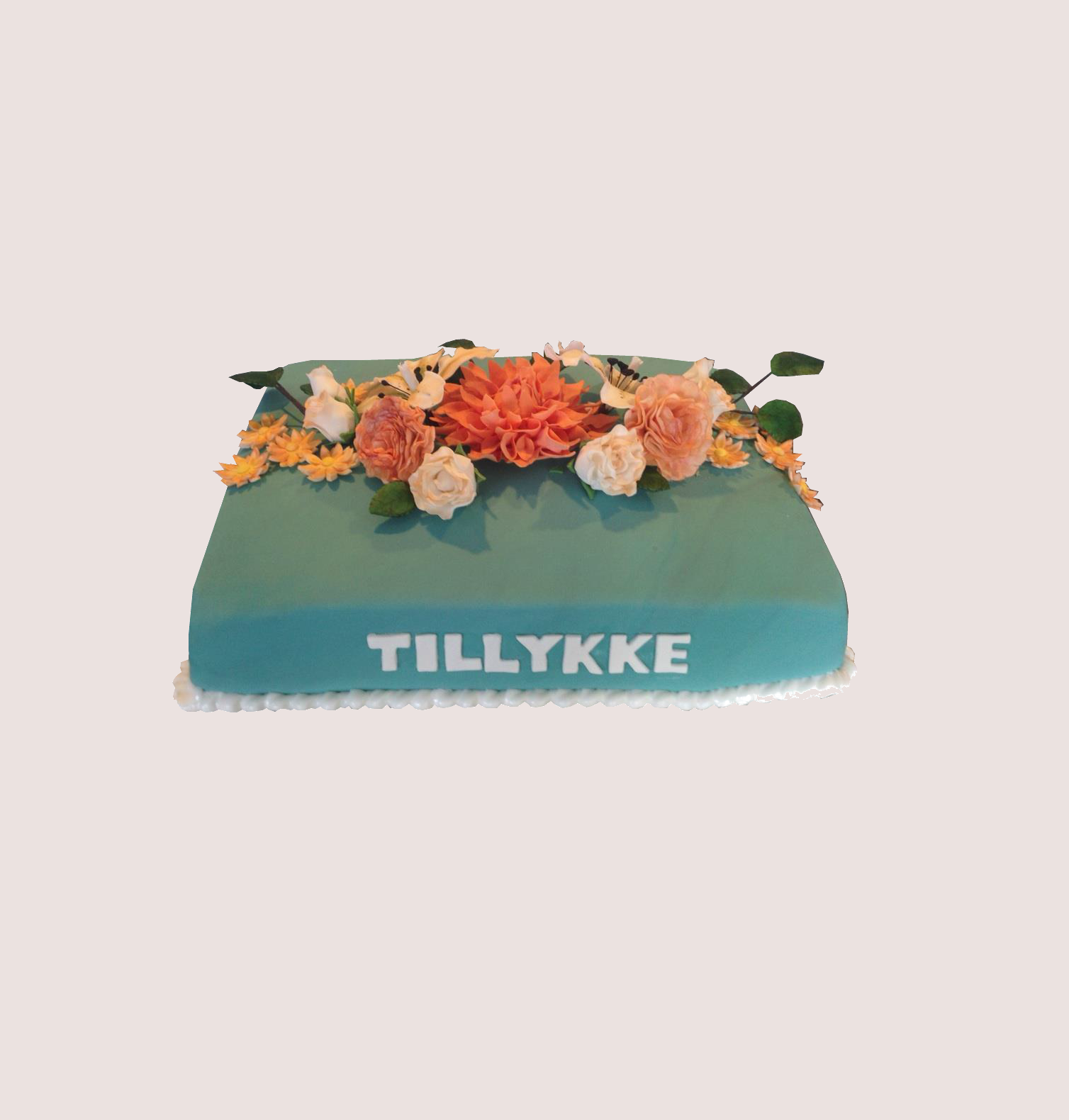 Fødselsdagskage, bestillingskage, sukkerblomster, bestil en kage