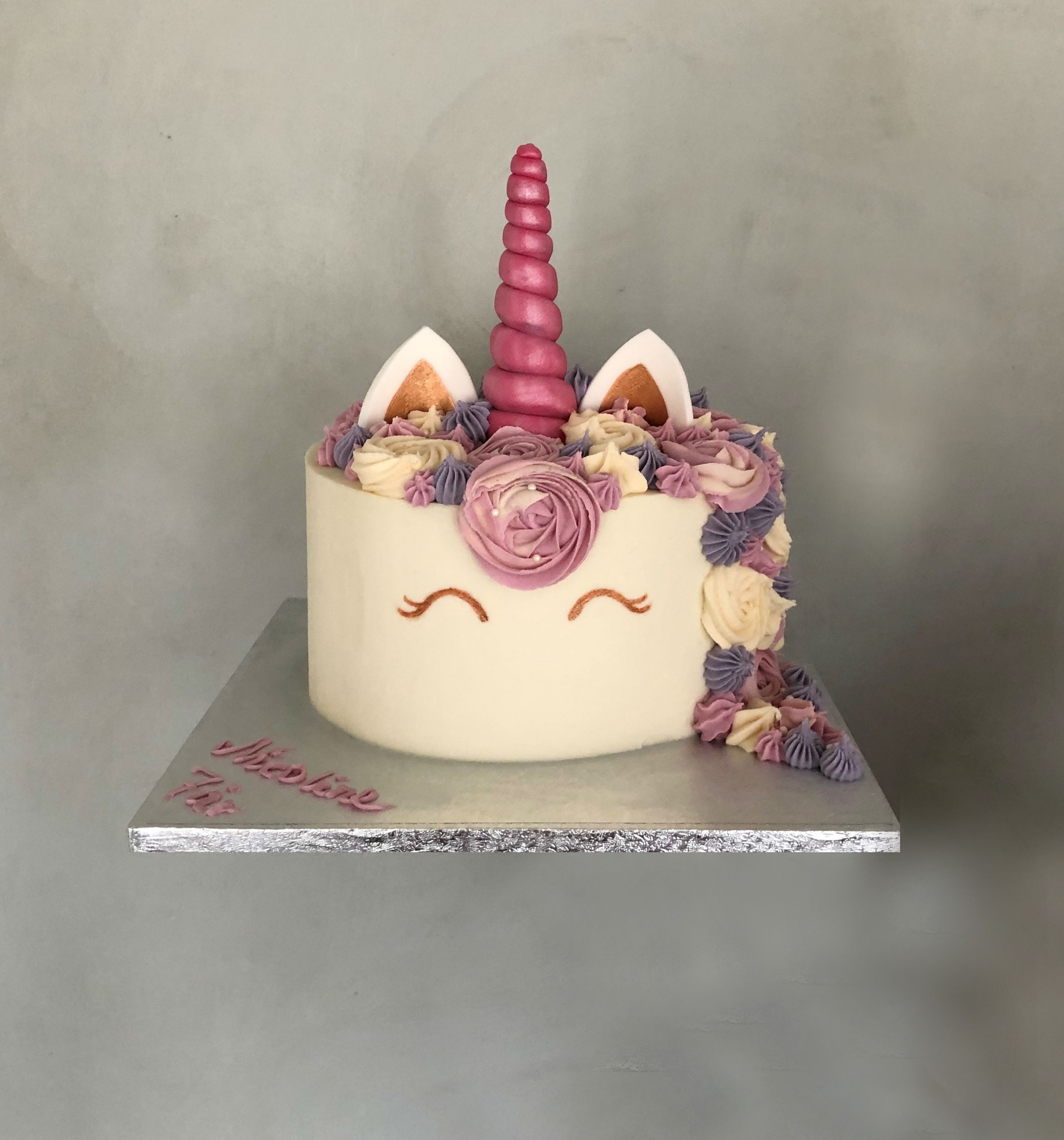 Fødselsdagskage, bestillingskage, enhjørningekage, unicorn kage